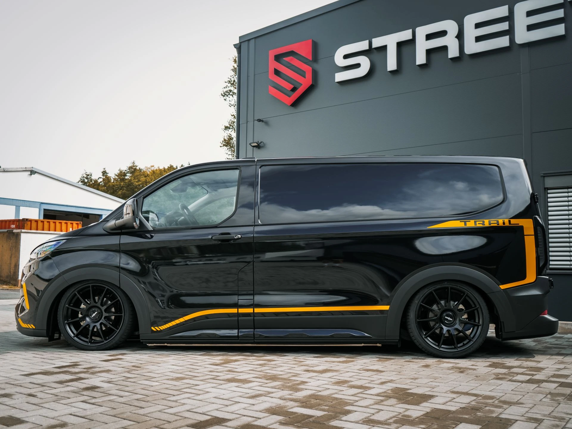 Ford Transit V710 Trail Performance - Projekt Bild