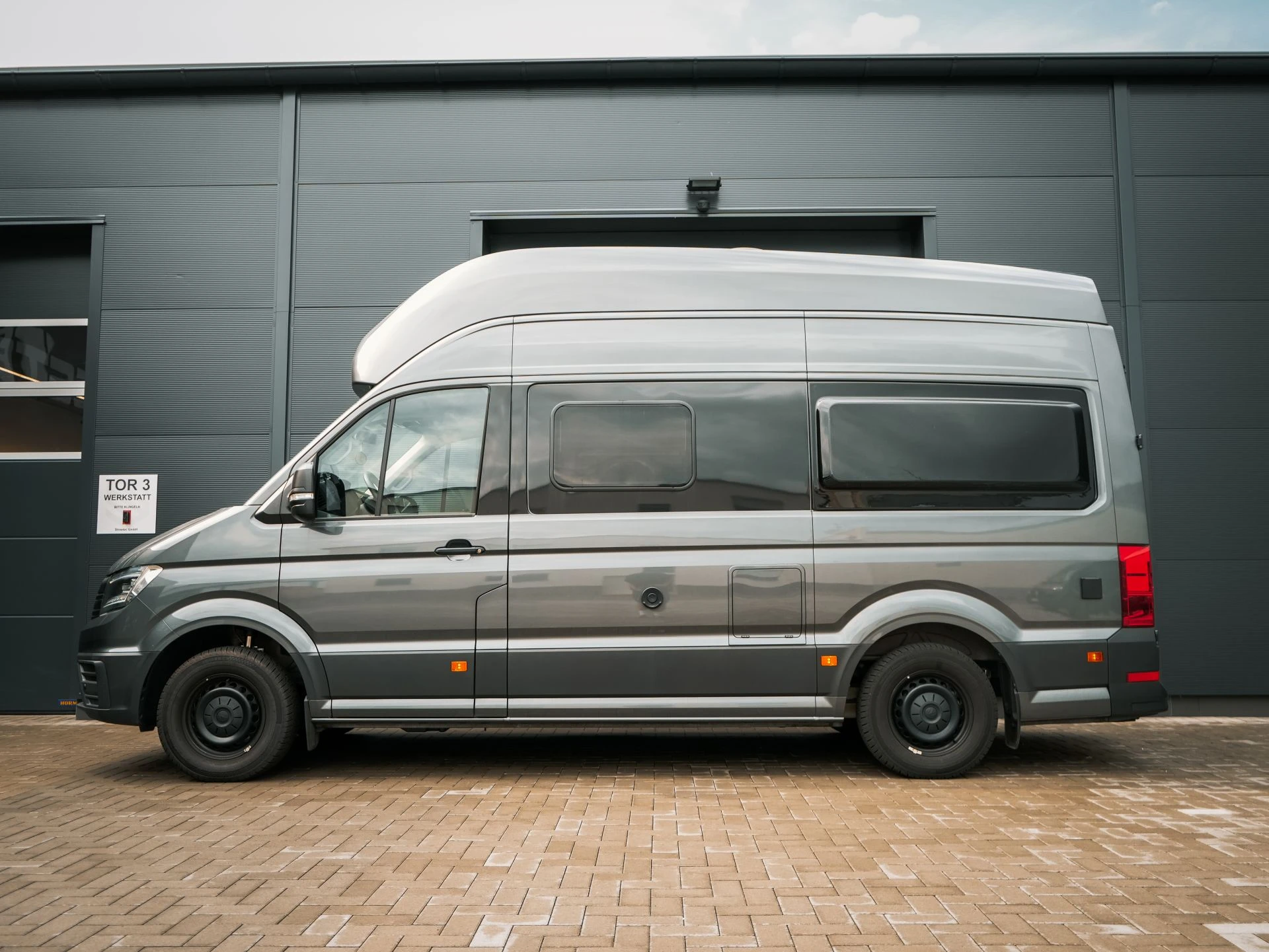 VW Grand California 600 anthrazit - Projekt Bild