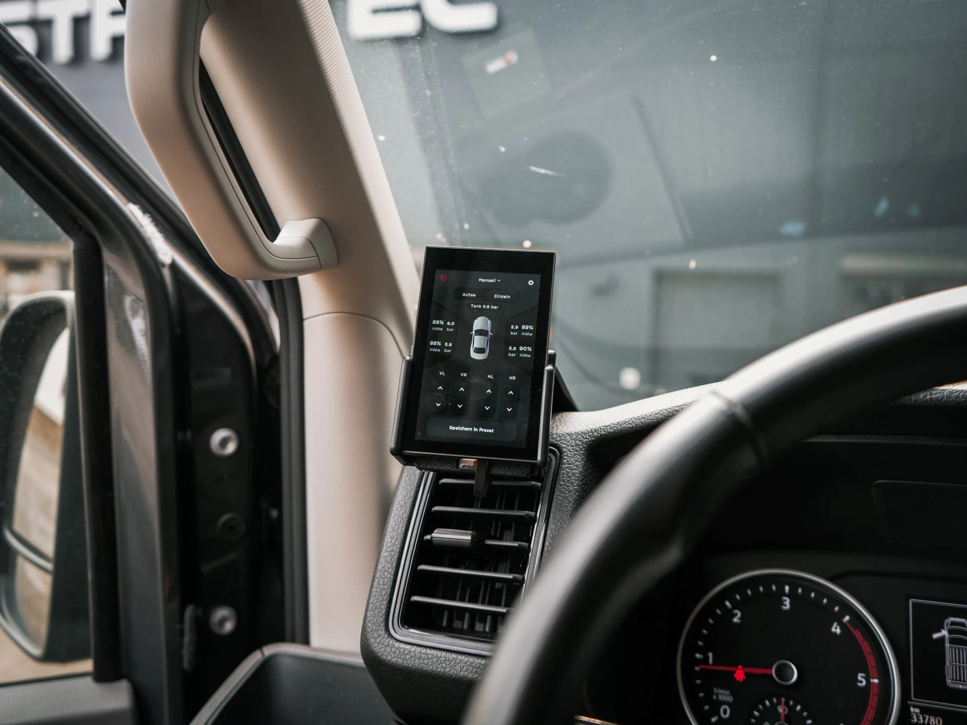 VW Grand California 600 anthrazit - Projekt Bild