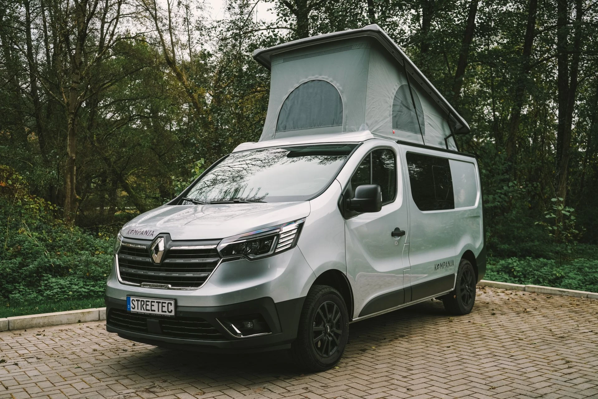 Renault Trafic Kompanja silver - Projekt Bild