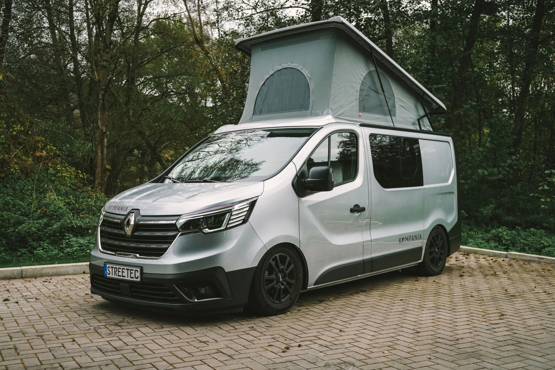 Renault Trafic Kompanja silver - Projekt Bild