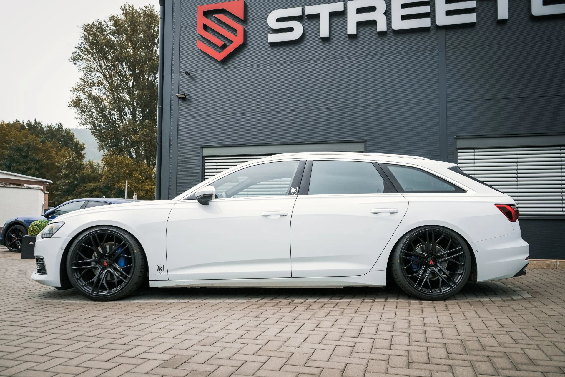 Audi A6 Avant C8 - ultraLOW - Projekt Bild