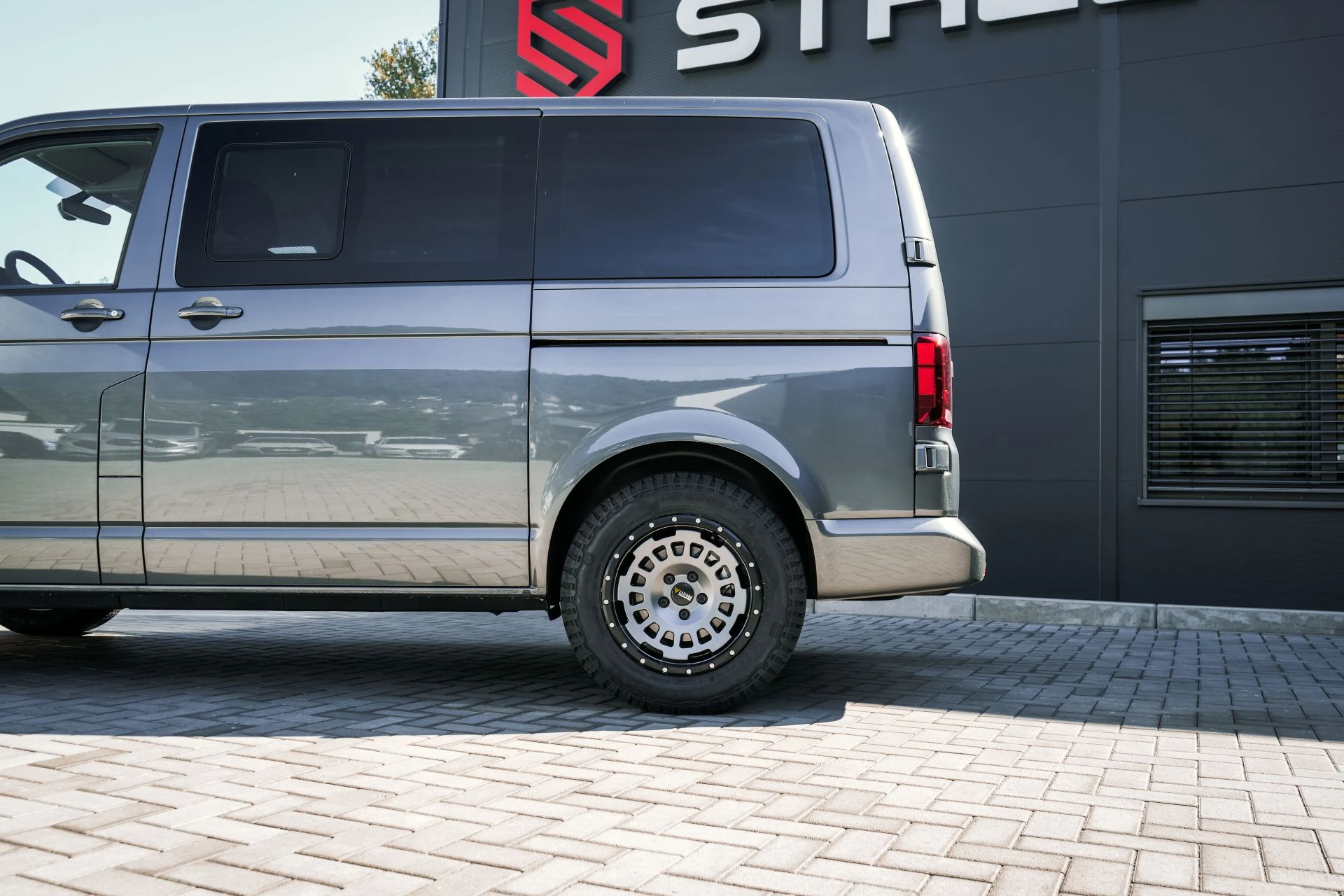 VW T6.1 Multivan TwinMono - Projekt Bild