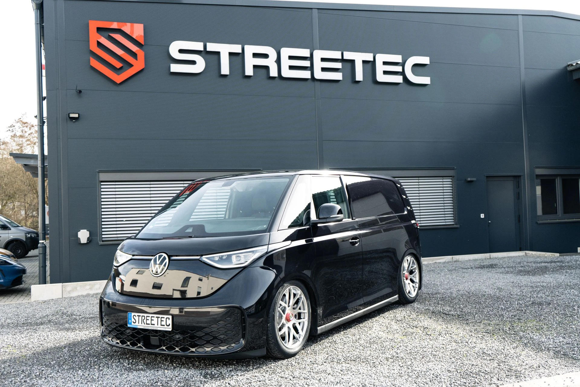 VW ID. Buzz Cargo Black LOW - Projekt Bild