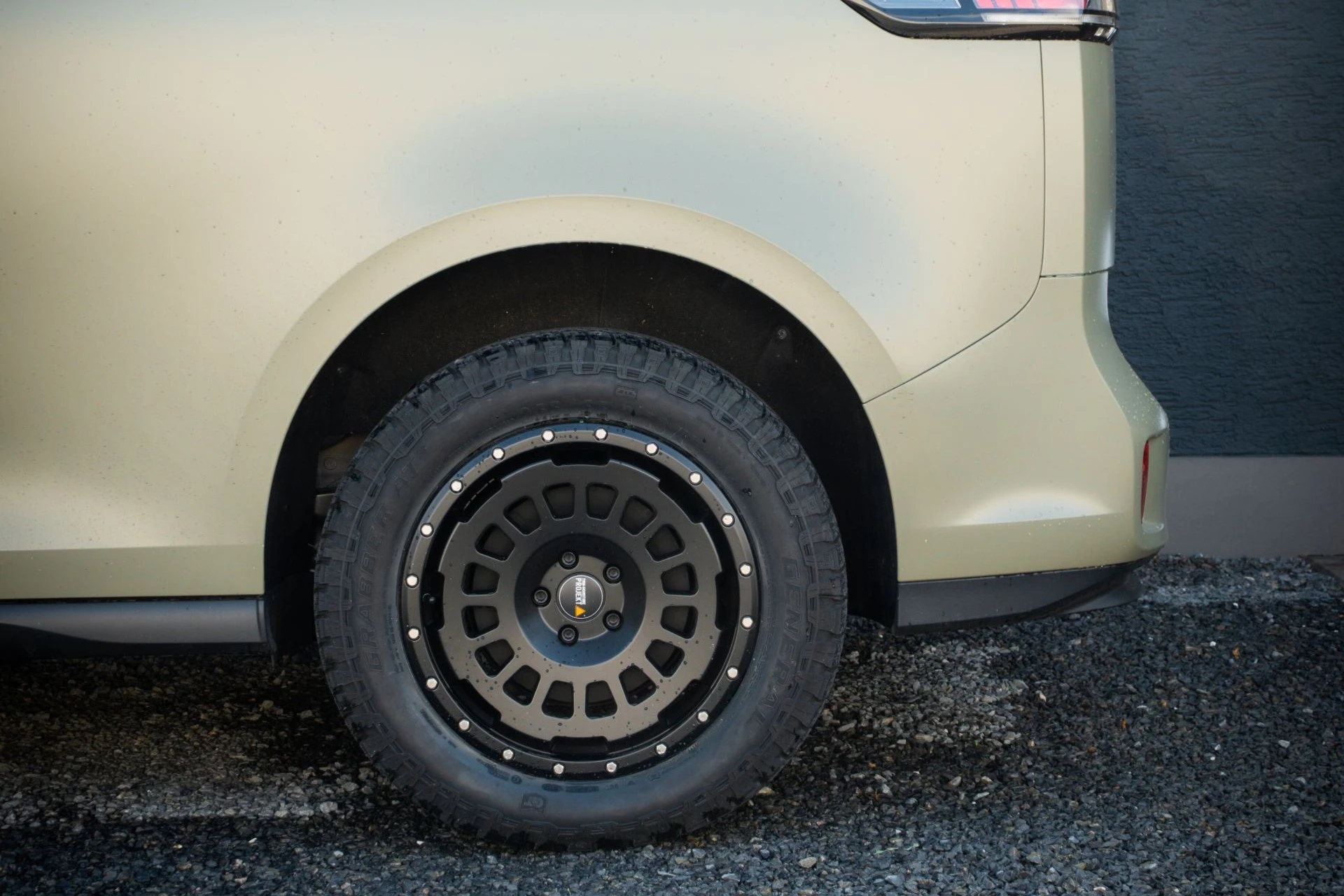 VW ID. Buzz OLIVE - Projekt Bild