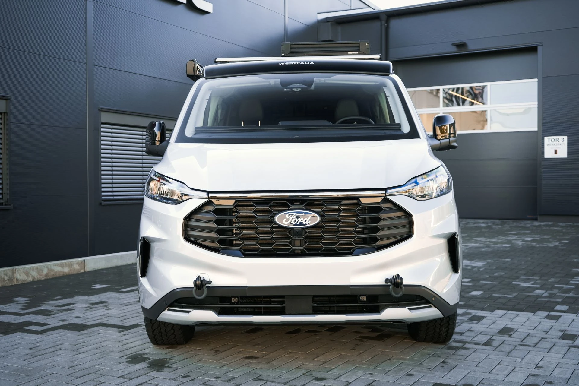 Ford Transit V710 Nugget silver - Projekt Bild