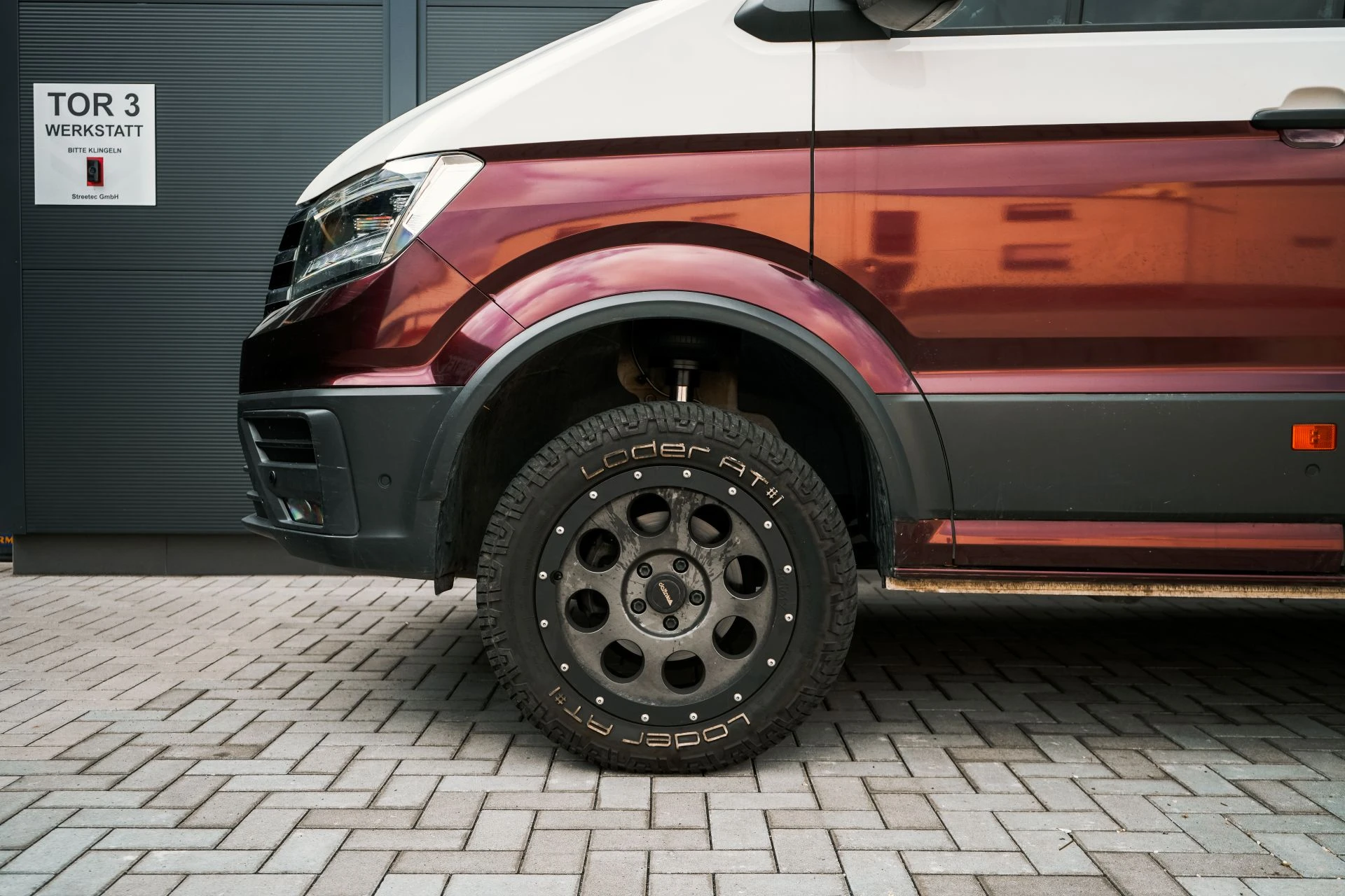 VW Grand California 600 red&white - Projekt Bild