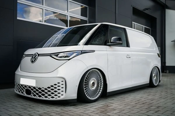 VW ID. Buzz White 21"