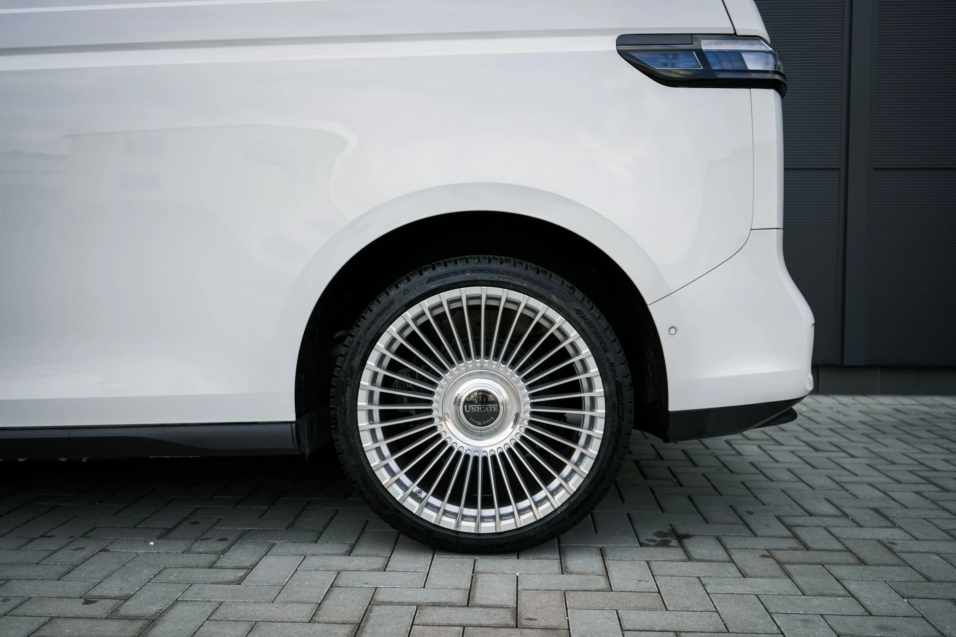 VW ID. Buzz White 21" - Projekt Bild
