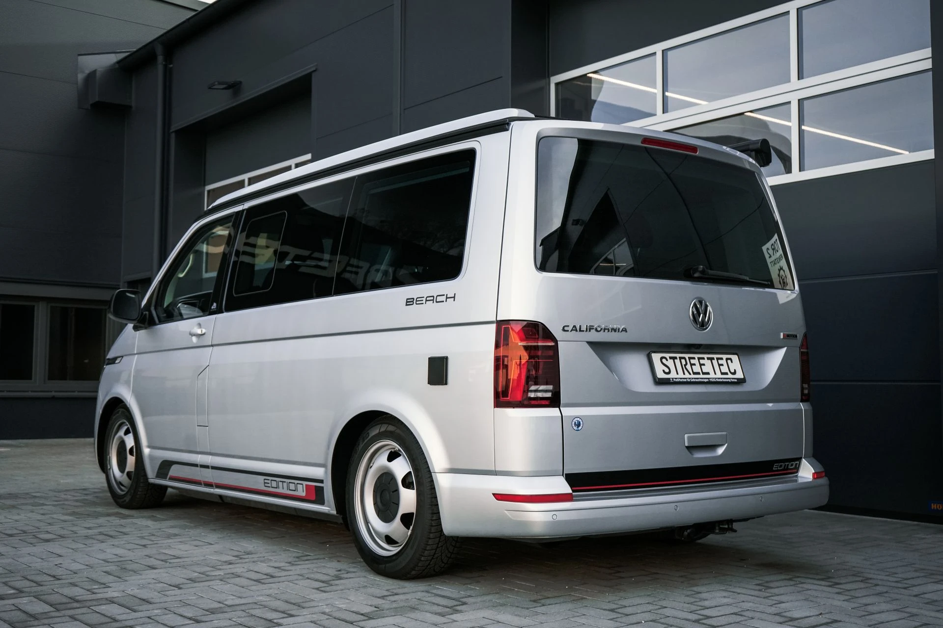 VW T6.1 California Beach Silver Star - Projekt Bild