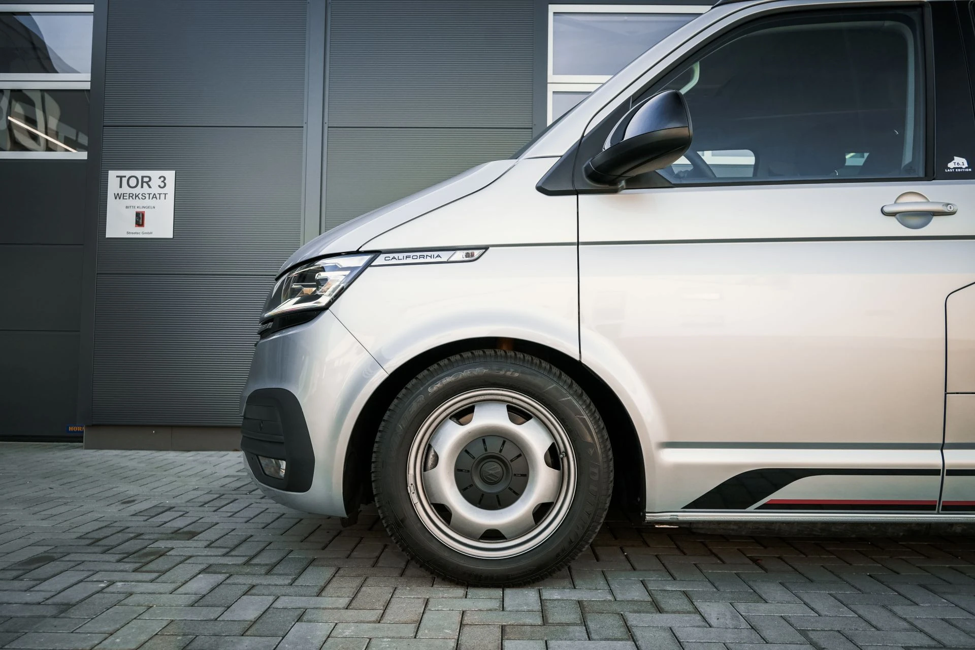 VW T6.1 California Beach Silver Star - Projekt Bild