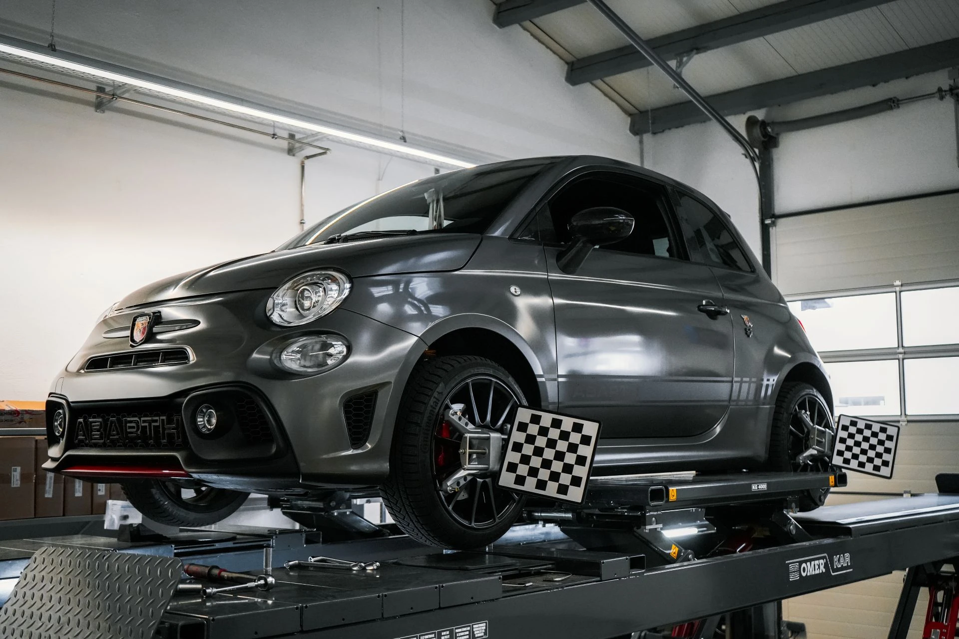 Abarth 595 GREY - Projekt Bild