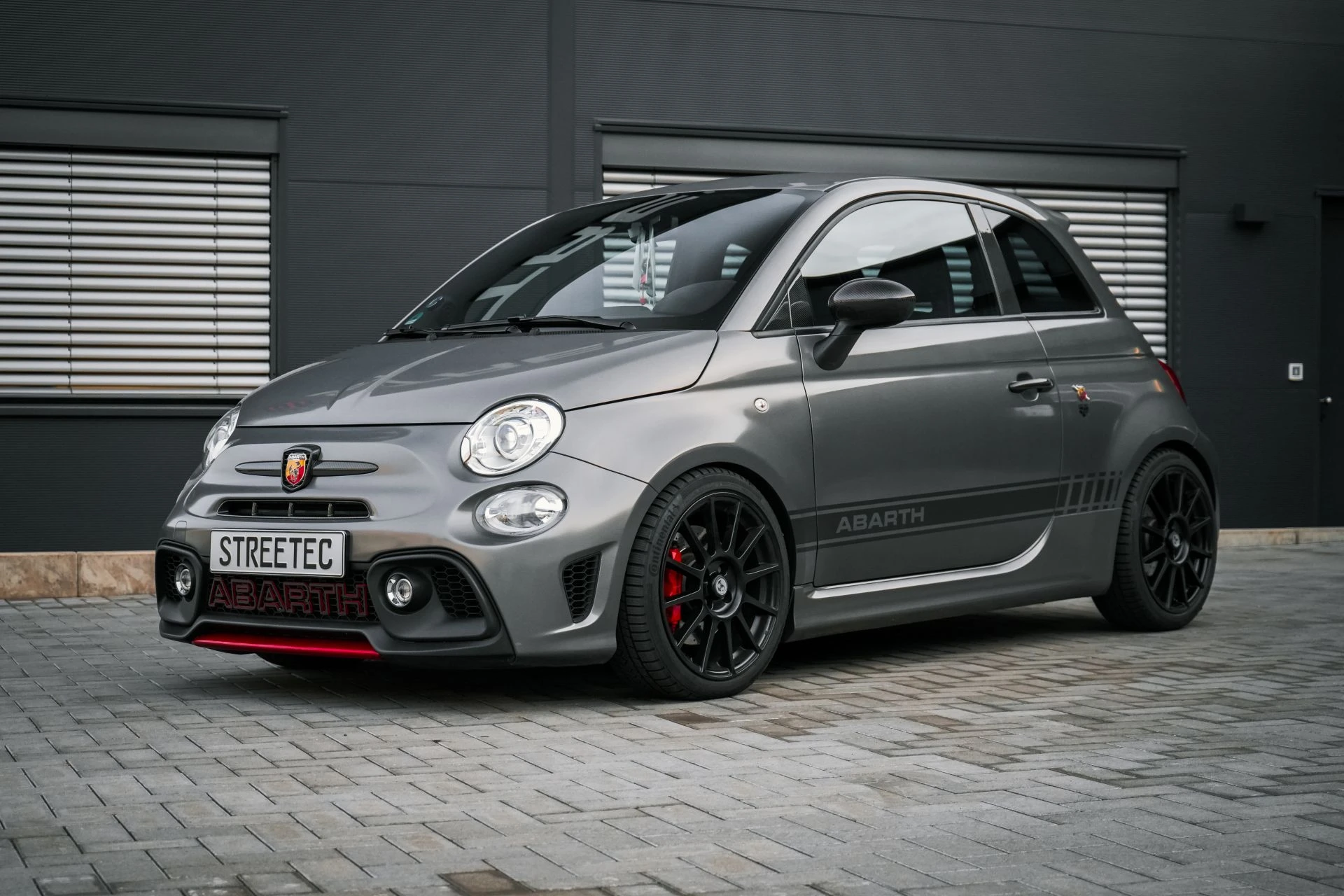 Abarth 595 GREY - Projekt Bild