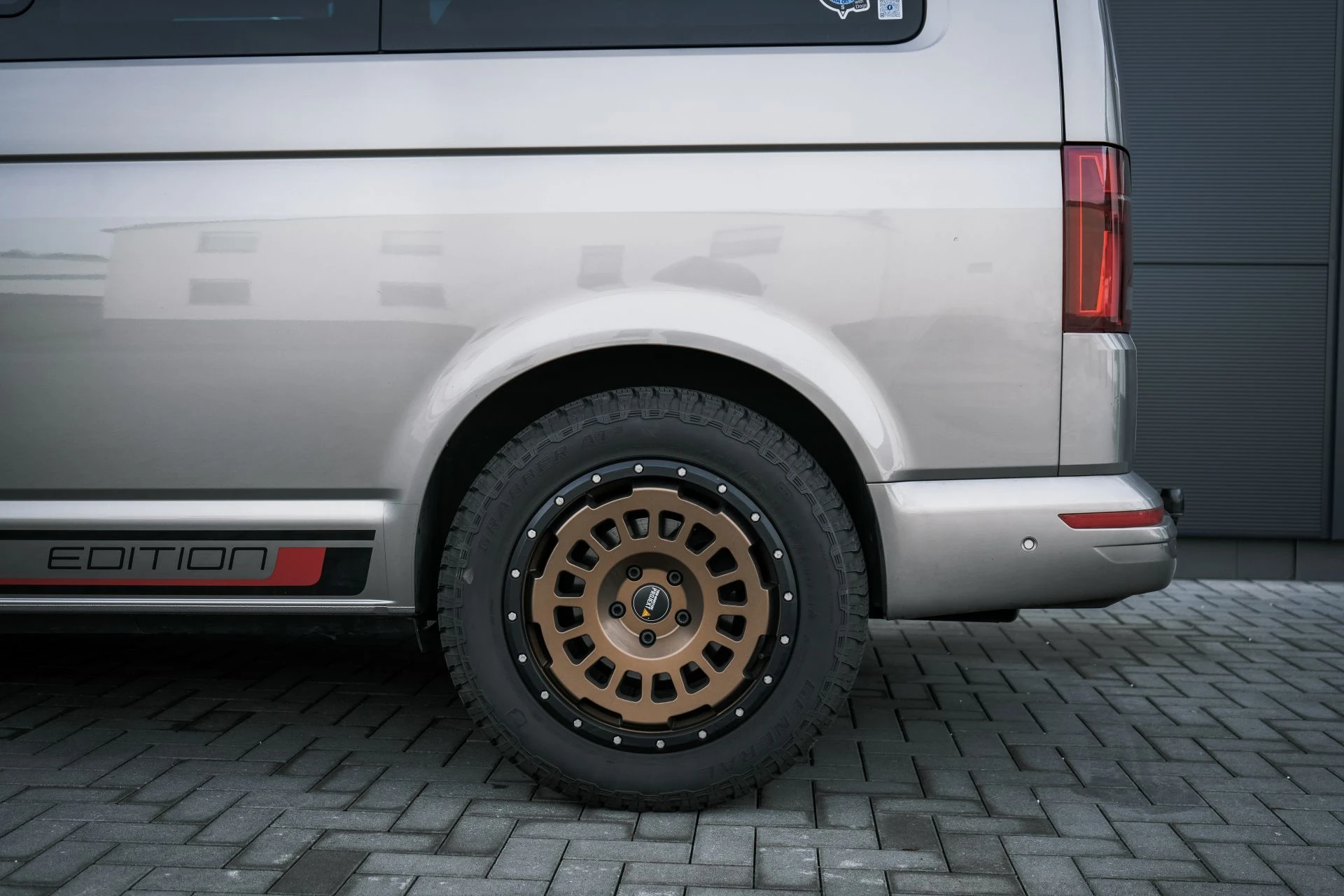 VW T6.1 Multivan Edition 'Bronze' - Projekt Bild