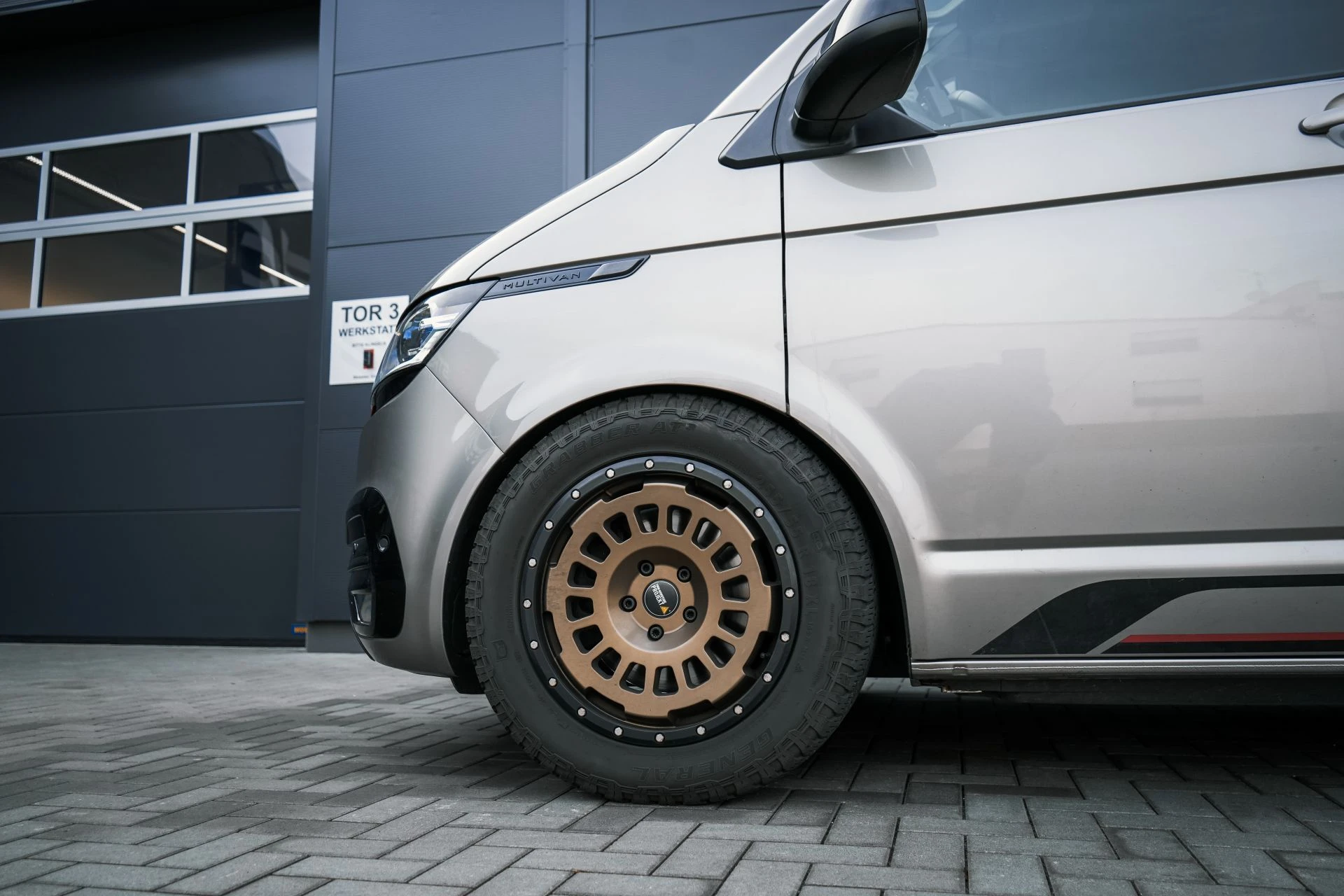 VW T6.1 Multivan Edition 'Bronze' - Projekt Bild