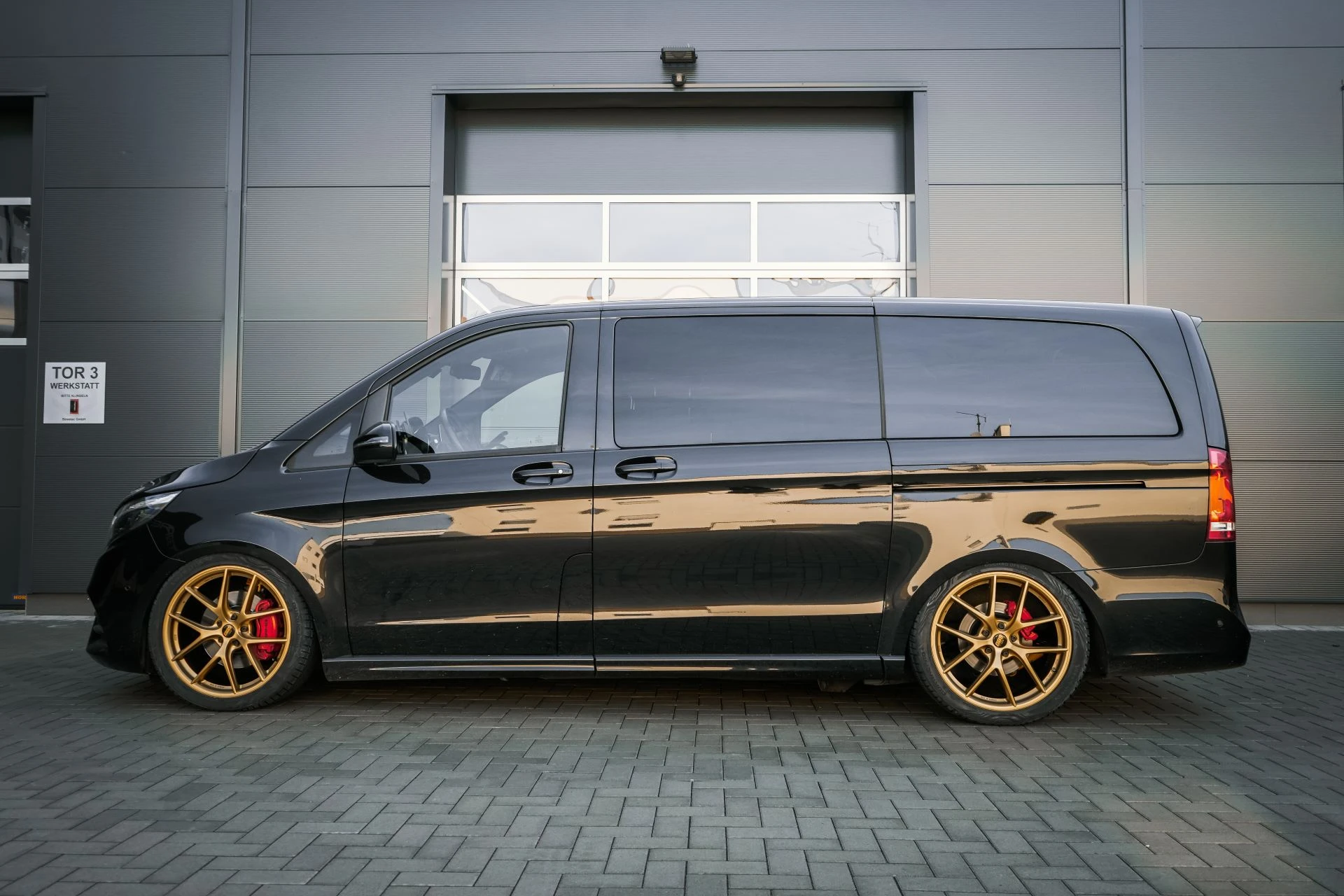 Mercedes V-Klasse W447 BBS gold - Projekt Bild