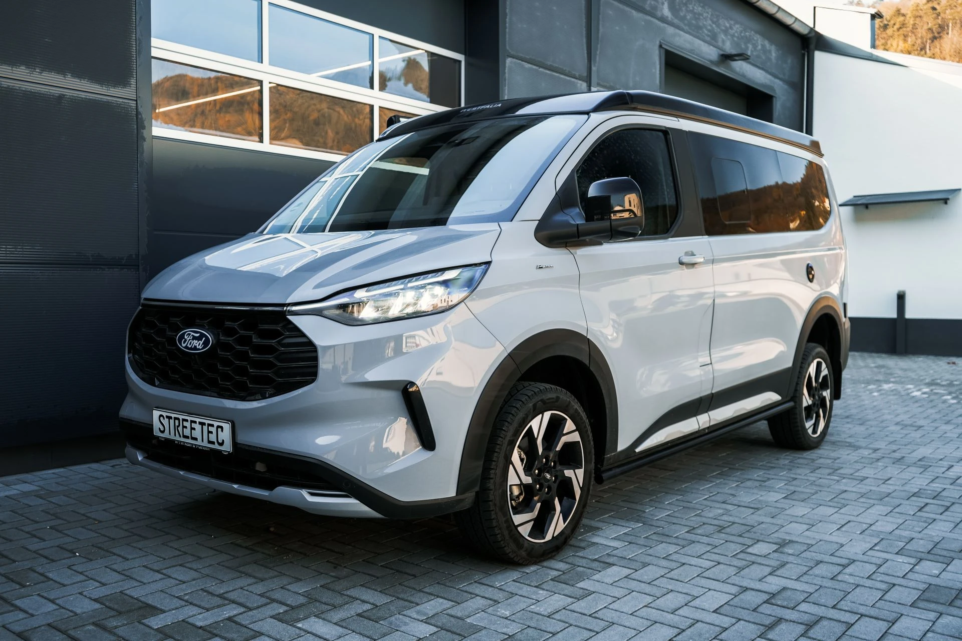 Ford Transit V710 Nugget <2m - Projekt Bild