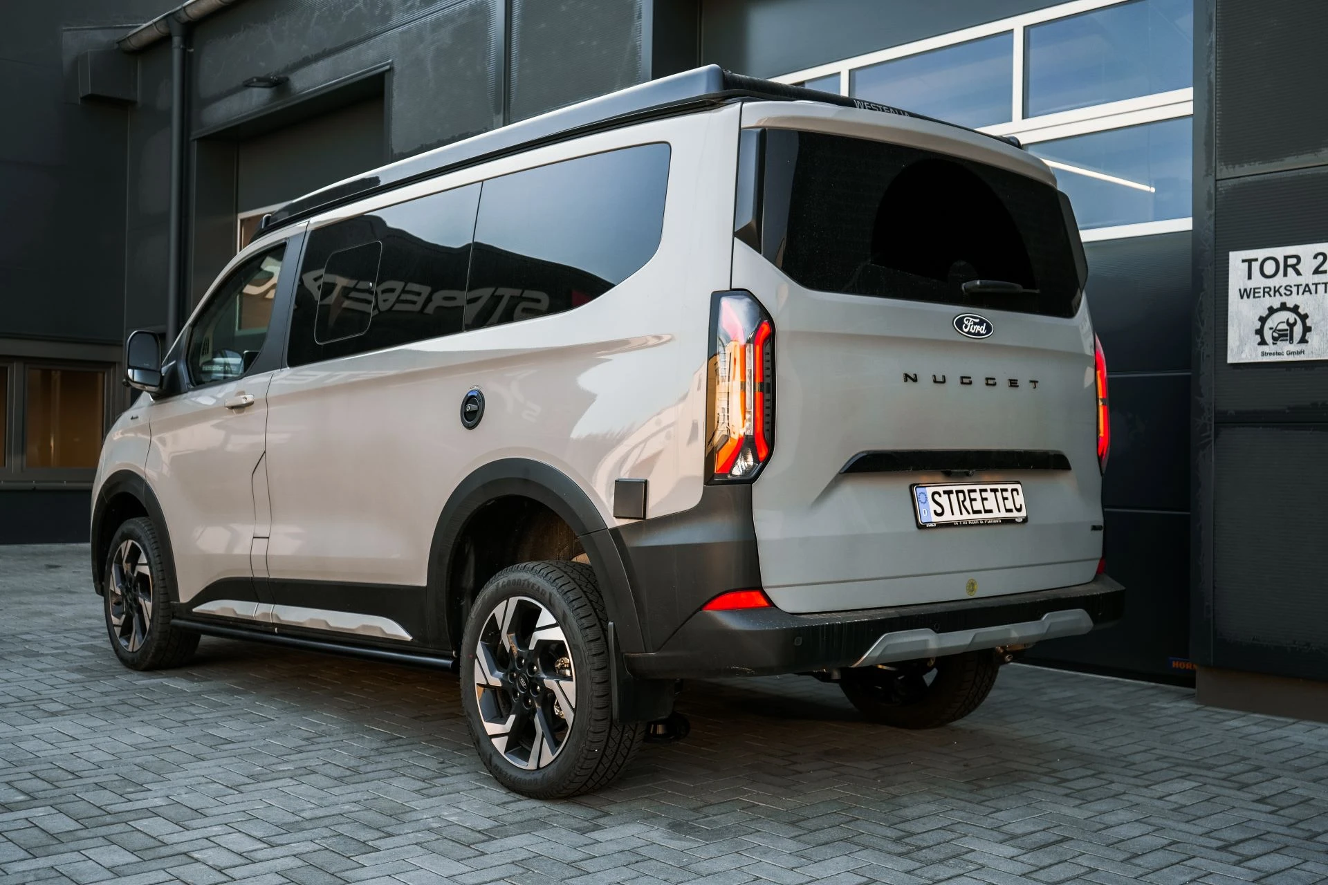 Ford Transit V710 Nugget <2m - Projekt Bild