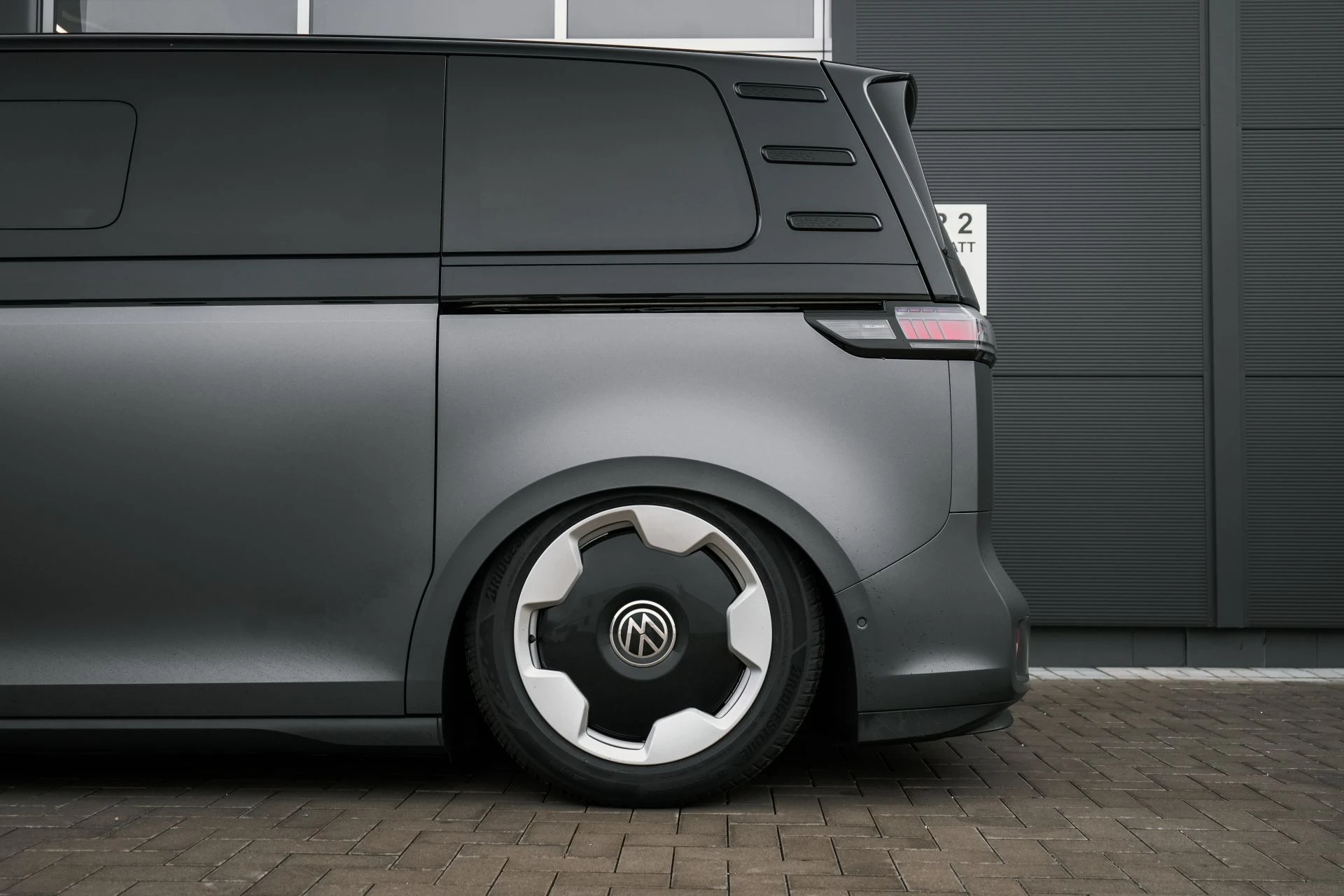 VW ID. Buzz GTX black&grey - Projekt Bild