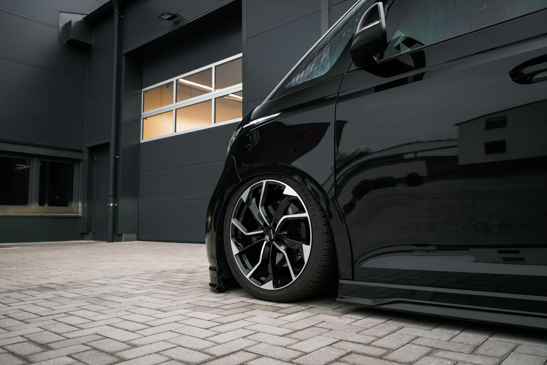 VW ID. Buzz Cargo Irmscher - Projekt Bild