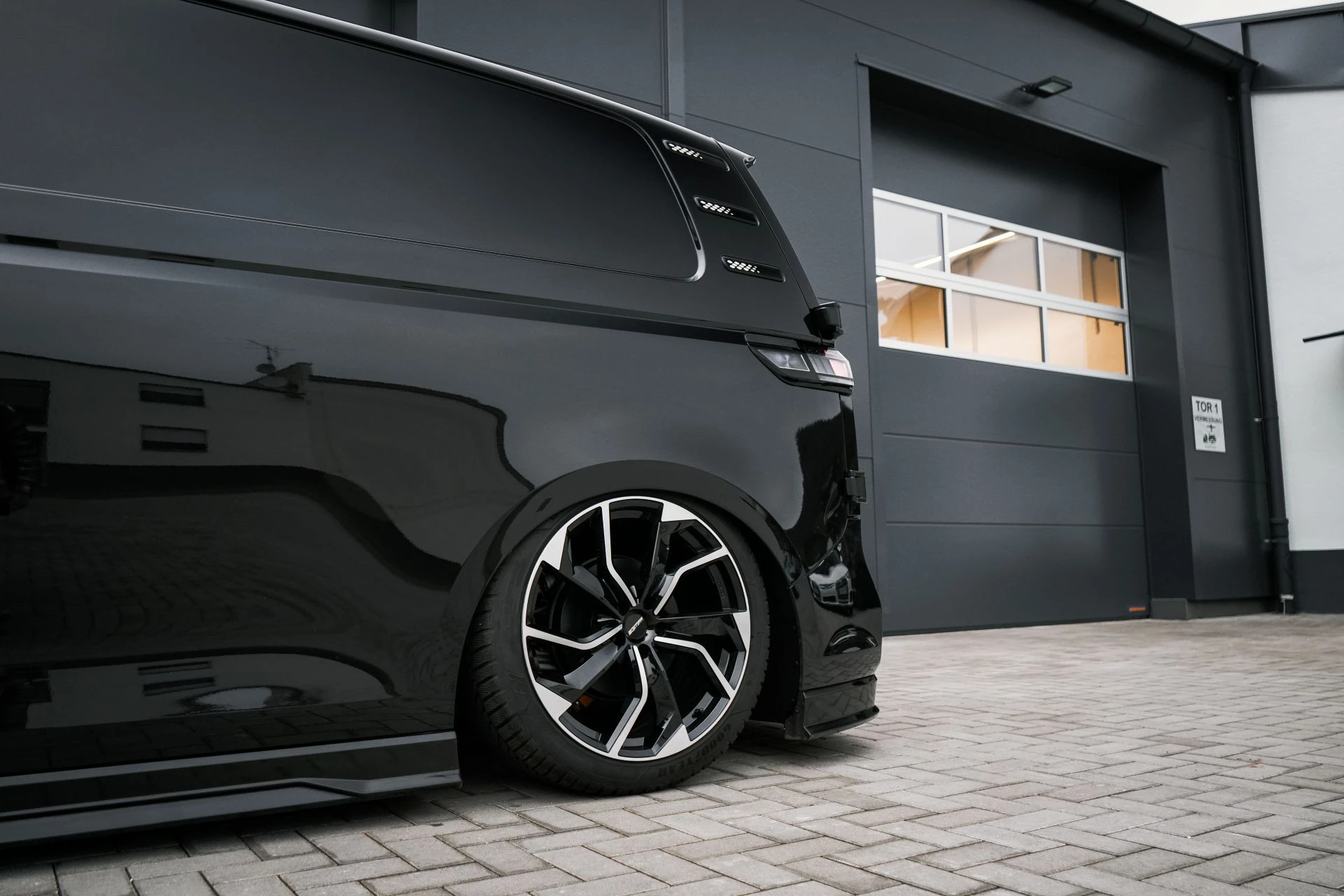 VW ID. Buzz Cargo Irmscher - Projekt Bild