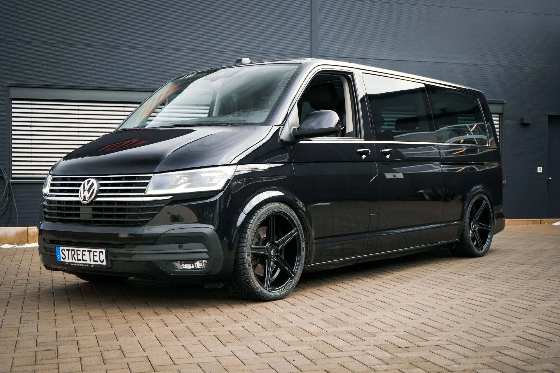 VW T6.1 Multivan KV1 BLACK - Projekt Bild