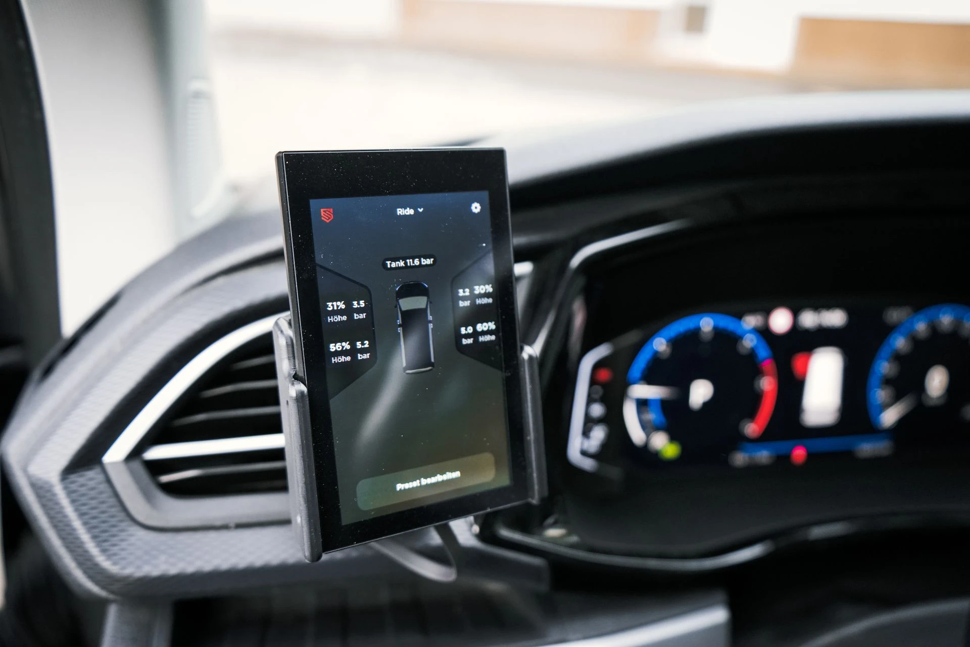 VW T6.1 Multivan KV1 BLACK - Projekt Bild