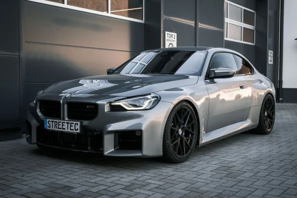 BMW M2 G87 LCI grey