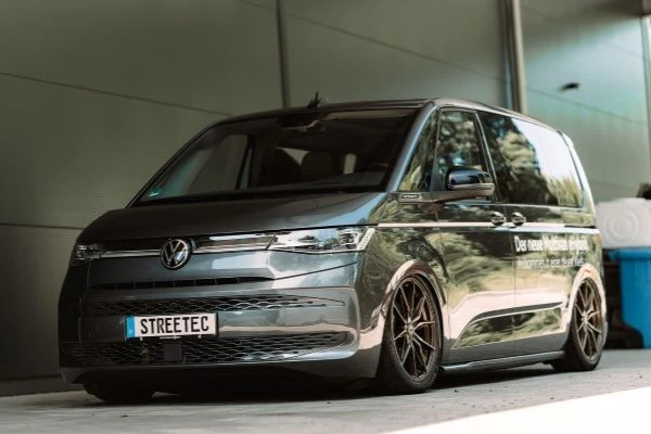 VW T7 Multivan Hybrid 20"