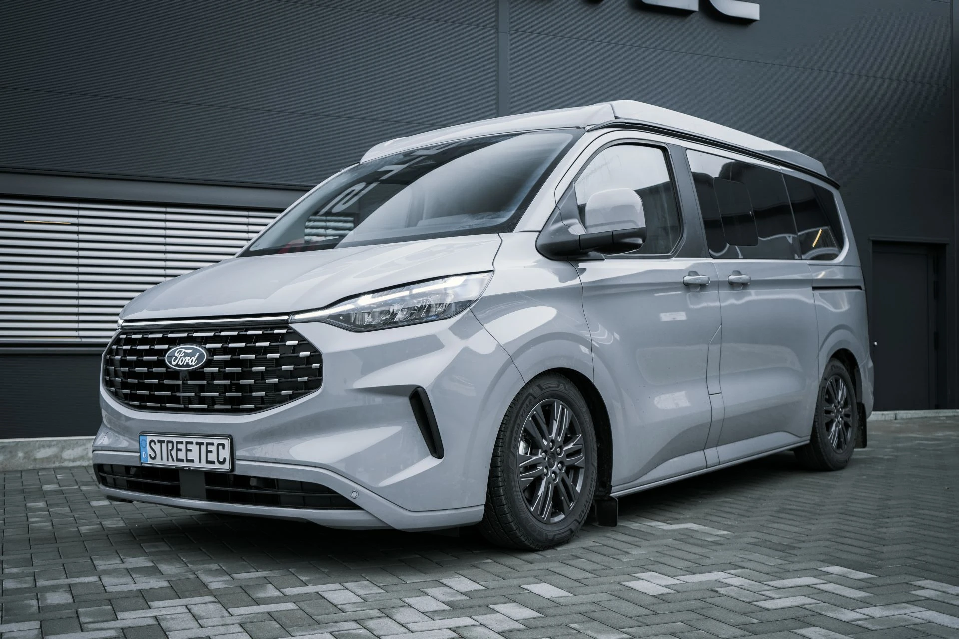 Ford Transit V710 Vanexxt by Discarvery - Projekt Bild