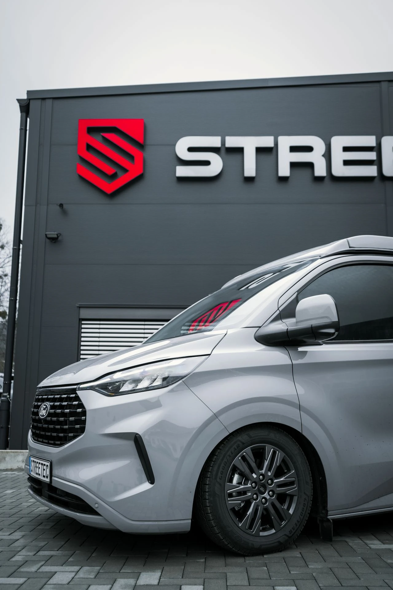 Ford Transit V710 Vanexxt by Discarvery - Projekt Bild