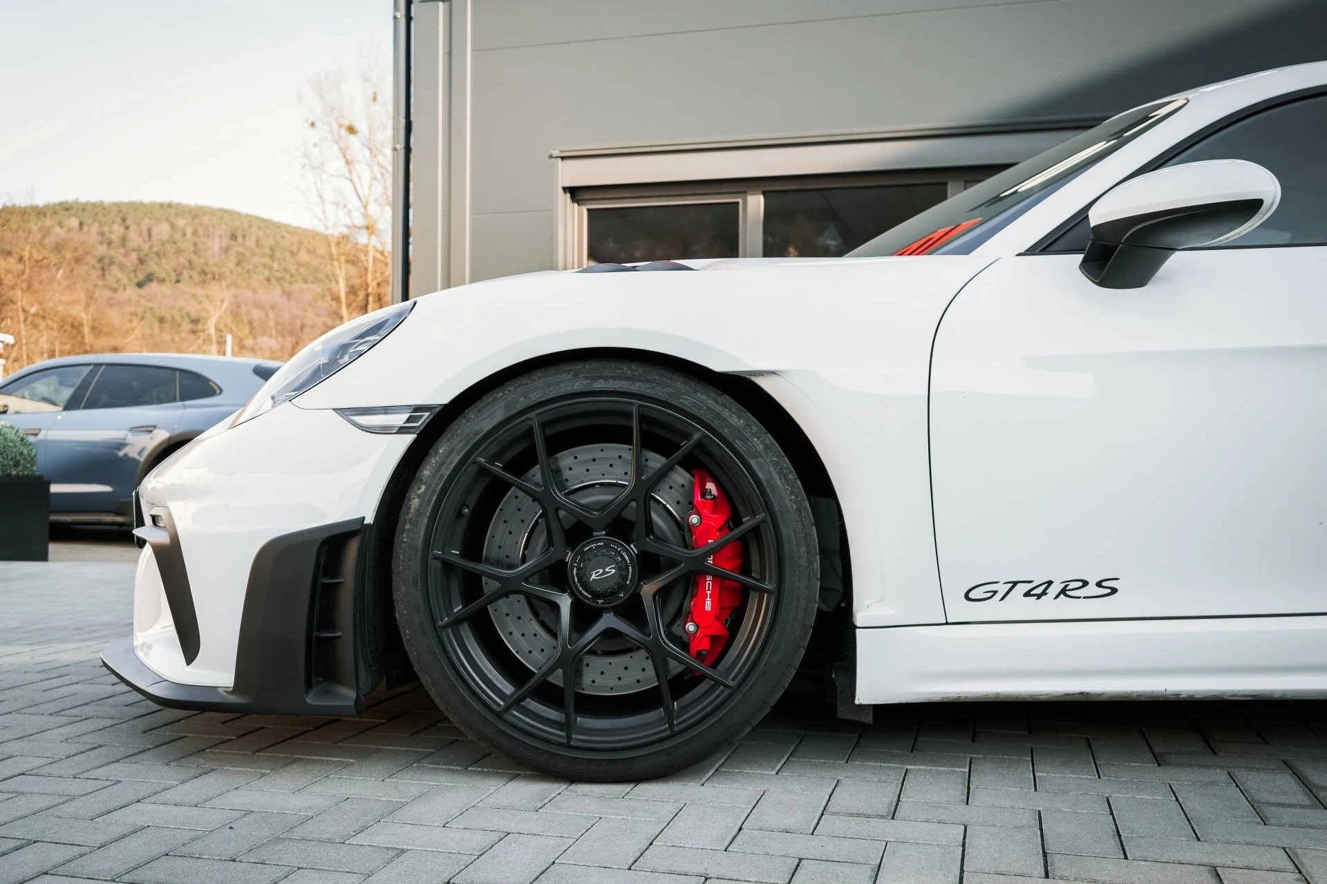 Porsche Cayman GT4 RS by Linne-Racing - Projekt Bild