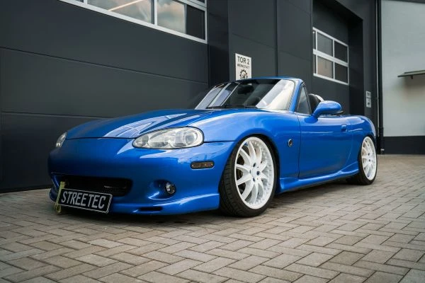 Mazda MX-5 (NB) - blue