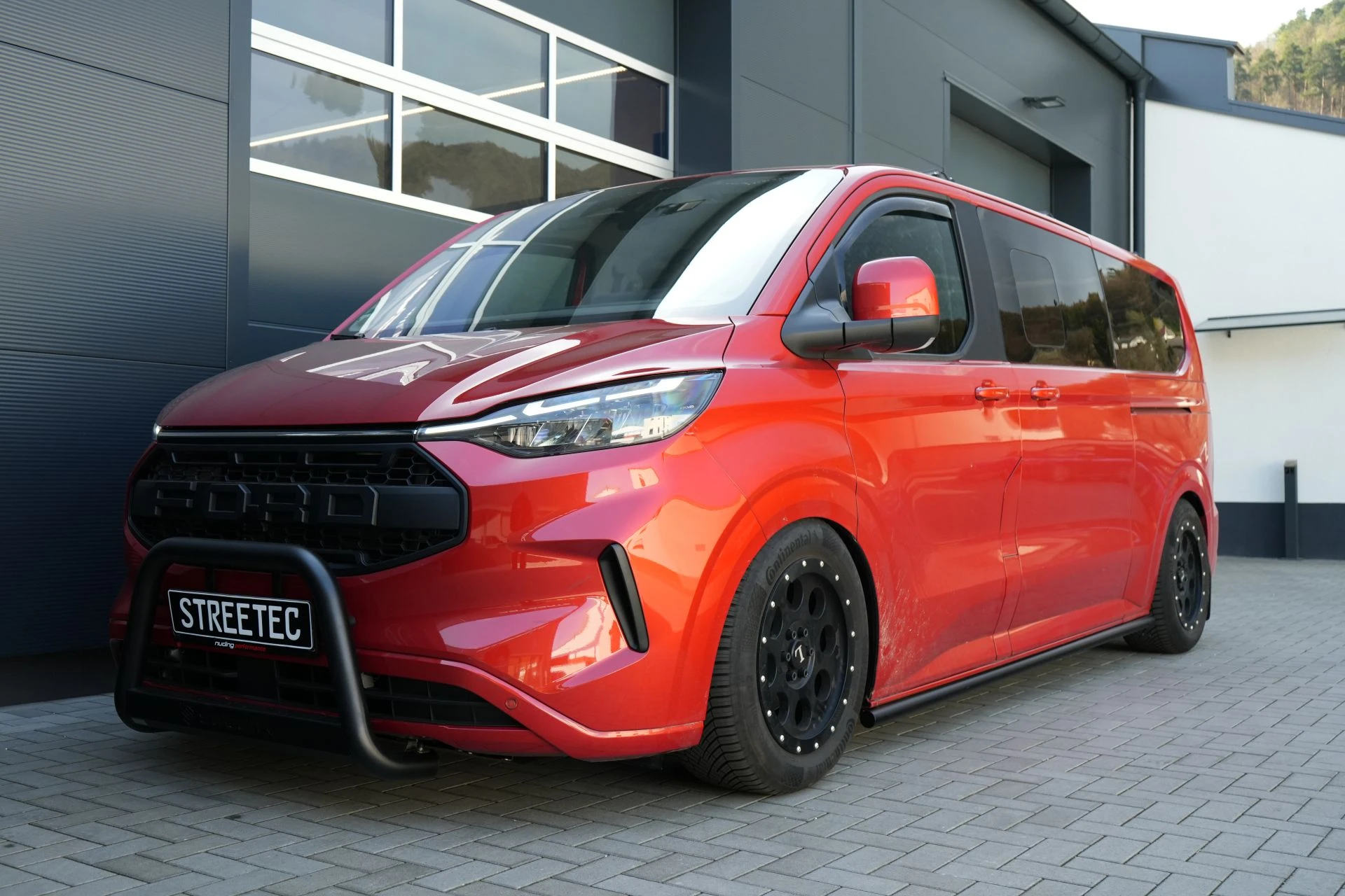 Ford Transit V710 Delta orange - Projekt Bild