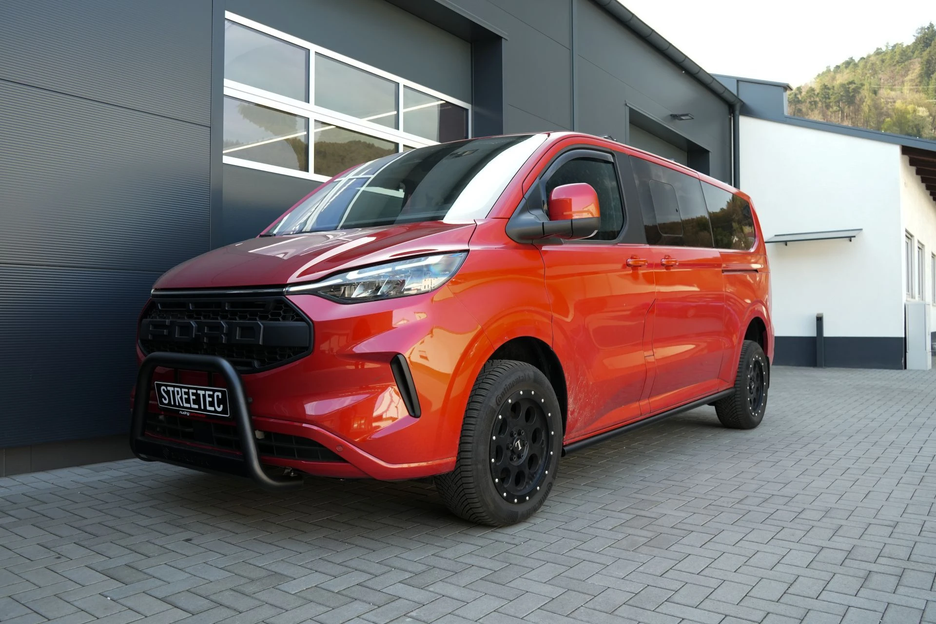 Ford Transit V710 Delta orange - Projekt Bild