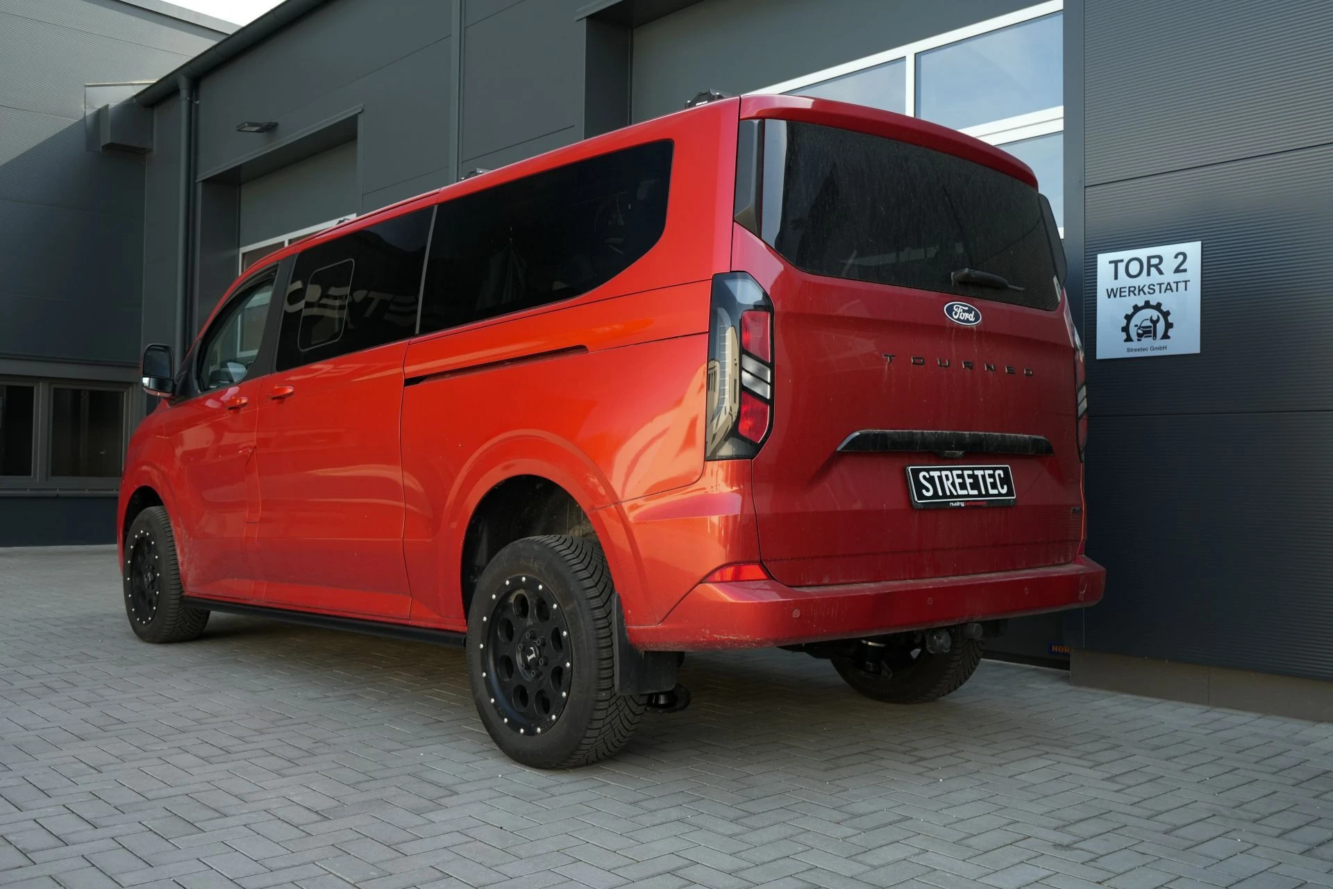 Ford Transit V710 Delta orange - Projekt Bild