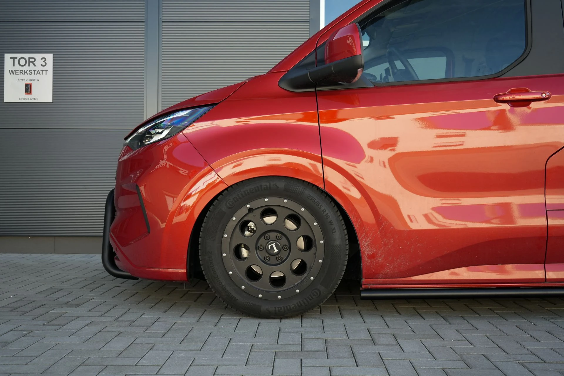 Ford Transit V710 Delta orange - Projekt Bild