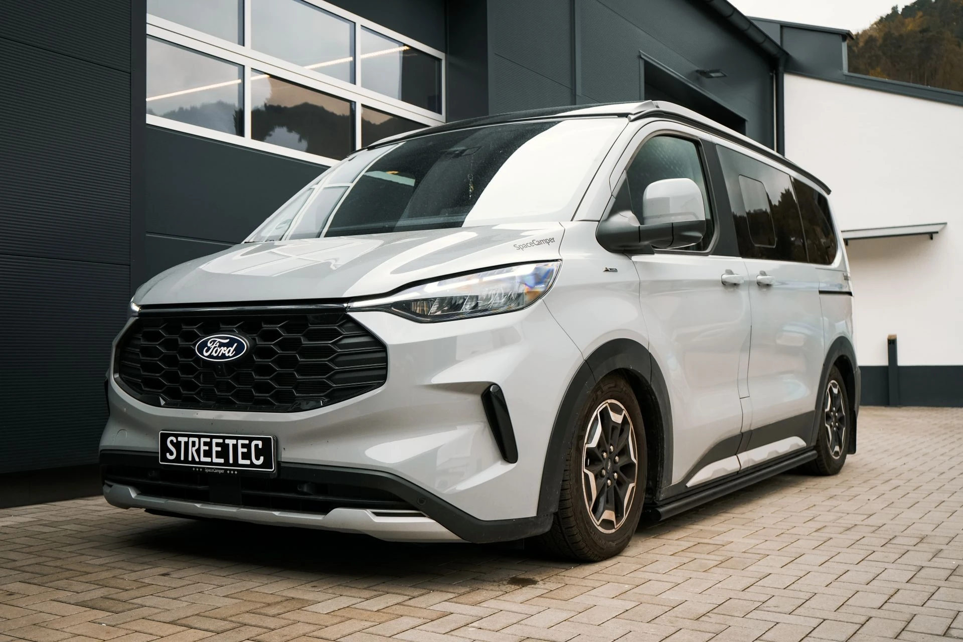 Ford Transit V710 SpaceCamper  - Projekt Bild