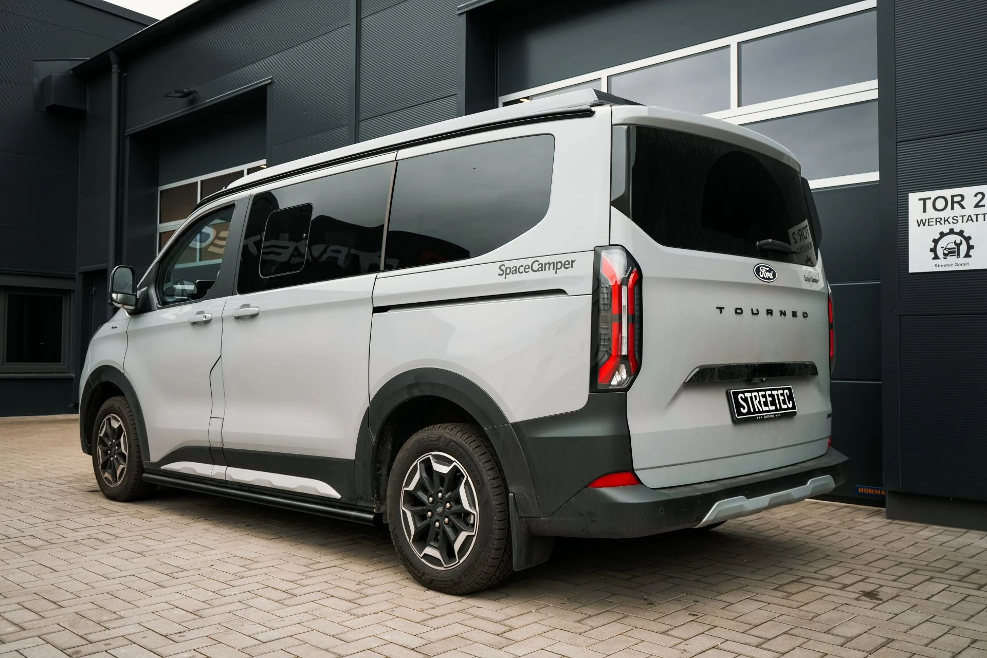 Ford Transit V710 SpaceCamper  - Projekt Bild
