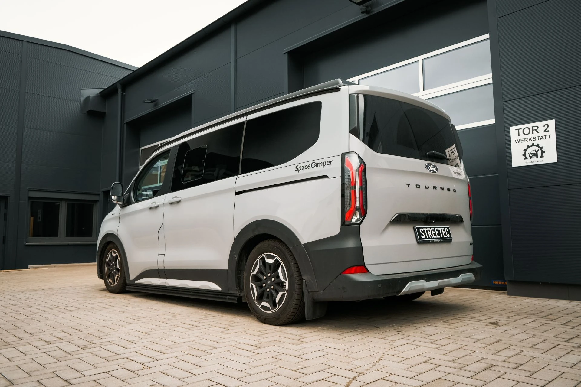 Ford Transit V710 SpaceCamper  - Projekt Bild