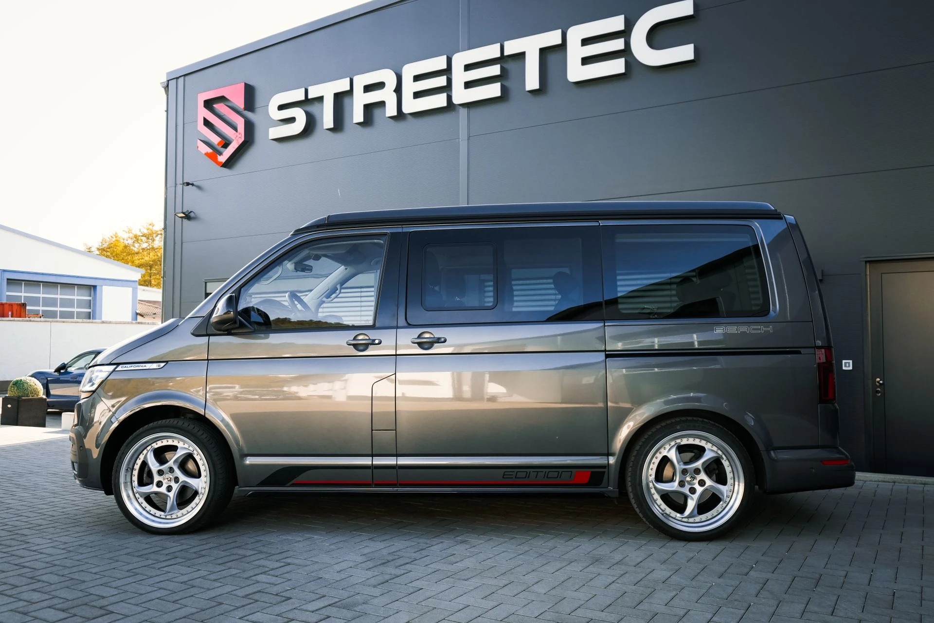 VW T6.1 California Beach Edition 20" Turbo - Projekt Bild