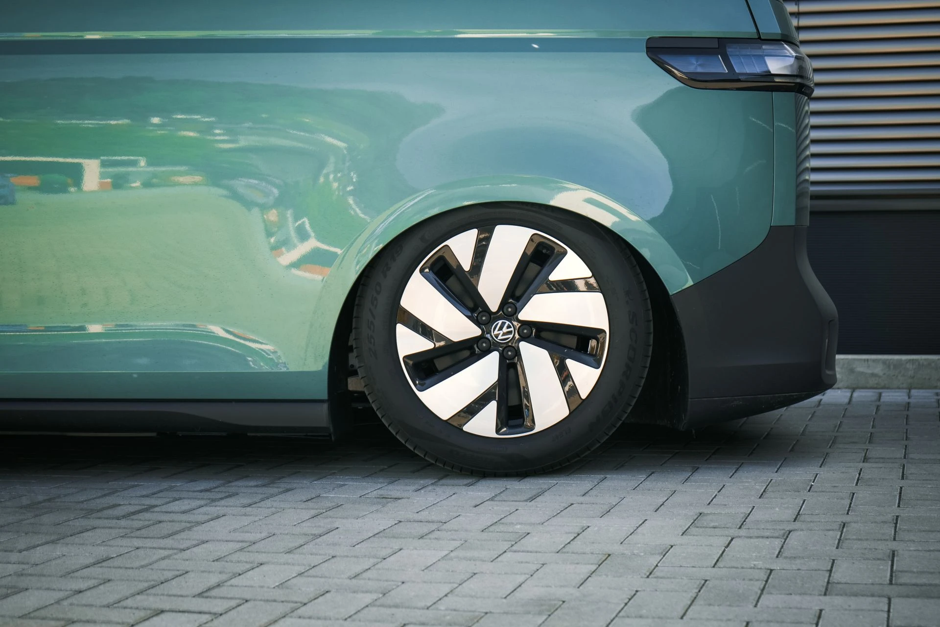 VW ID. Buzz Cargo light-green - Projekt Bild