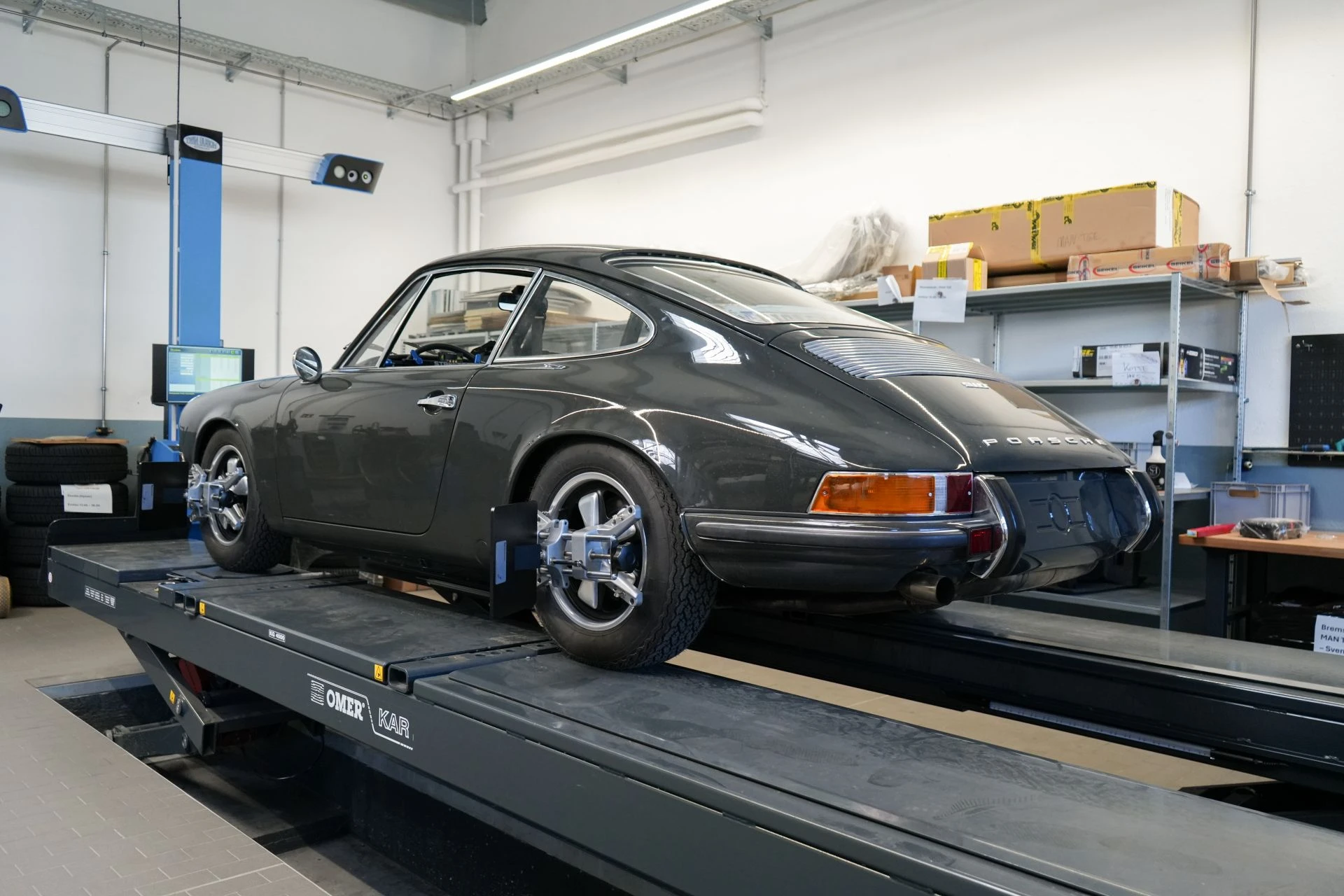 Porsche 911 F-Modell T 'Fuchs' - Projekt Bild