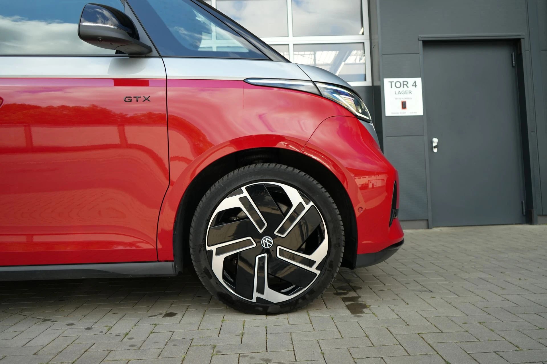 VW ID. Buzz GTX red&silver - Projekt Bild
