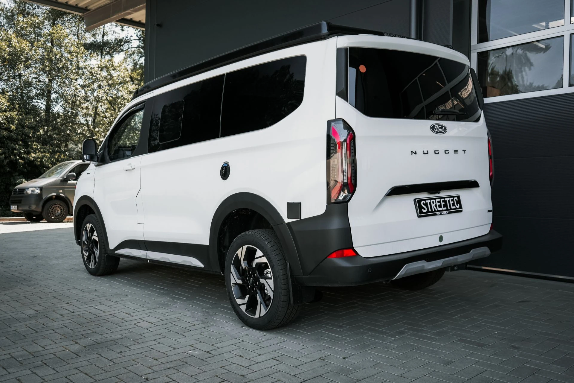 Ford Transit V710 Tourneo Nugget white - Projekt Bild
