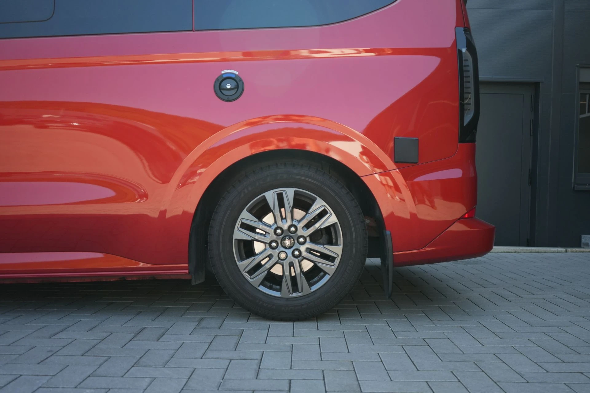 Ford Transit V710 RED Nugget - Projekt Bild