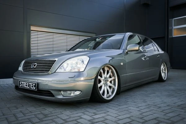 Lexus LS 430 Air Force