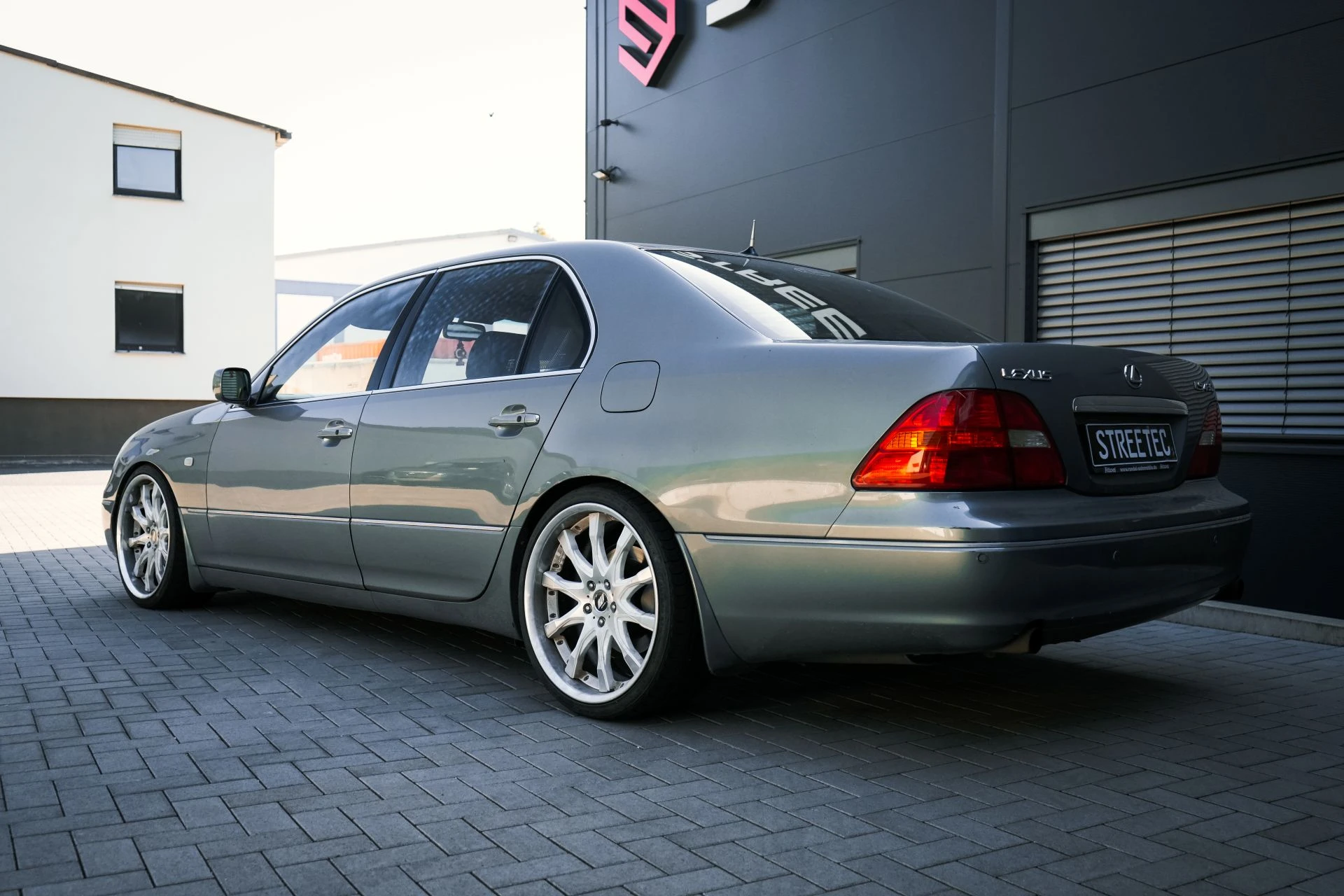 Lexus LS 430 Air Force - Projekt Bild
