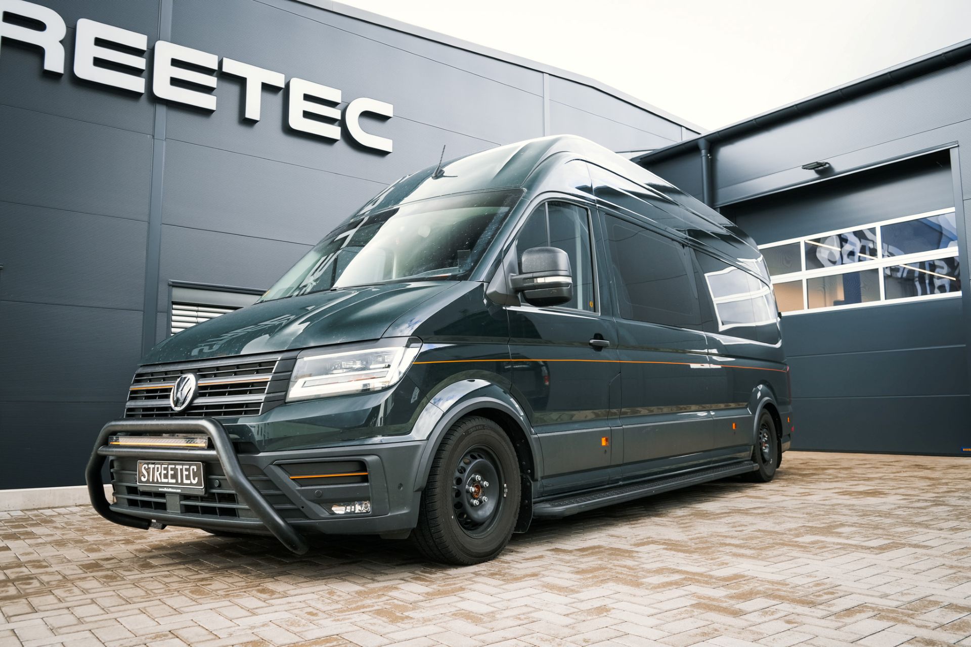 VW Crafter / Grand California DARK GREEN - Projekt Bild