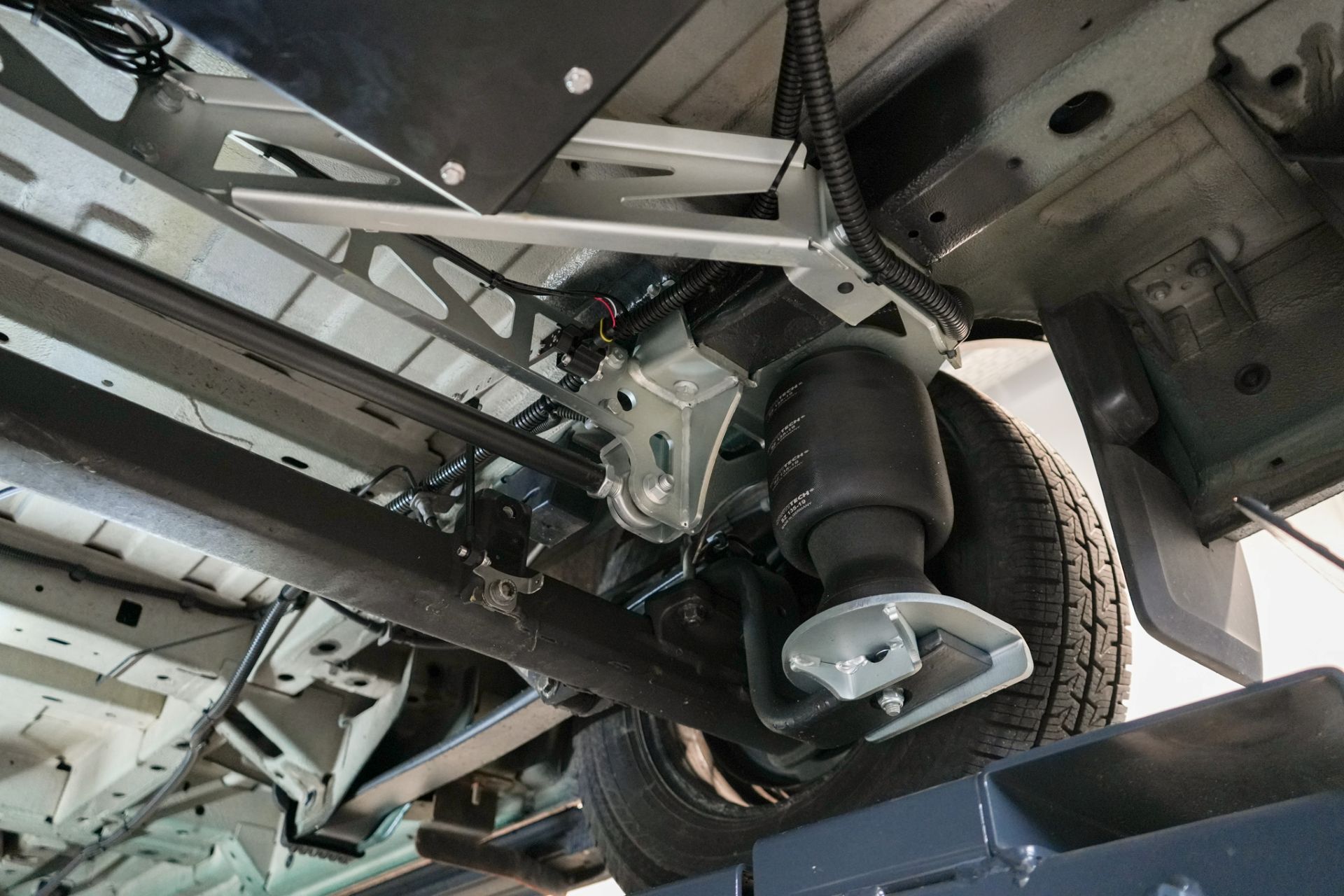 VW Crafter / Grand California DARK GREEN - Projekt Bild
